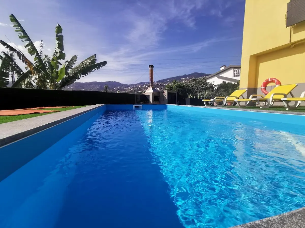 Casa Dos Avos Apartments With Pool In Funchal Vakantiehuis